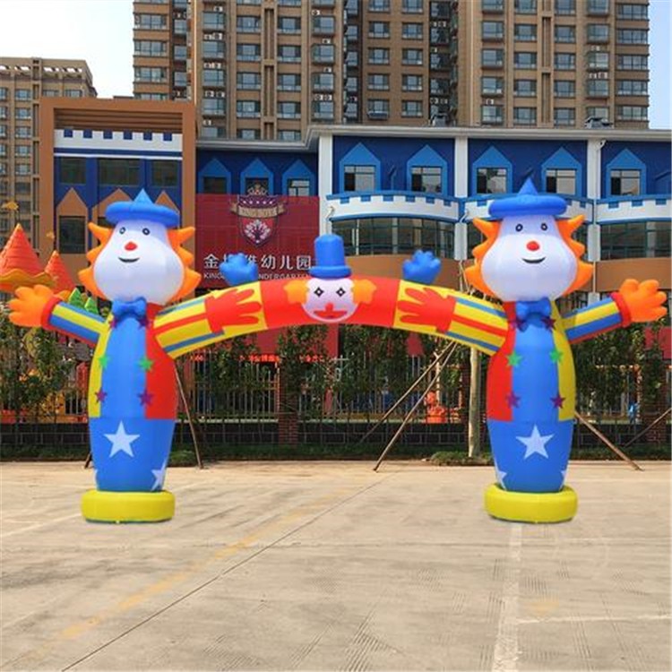 深圳卡通人造型拱门